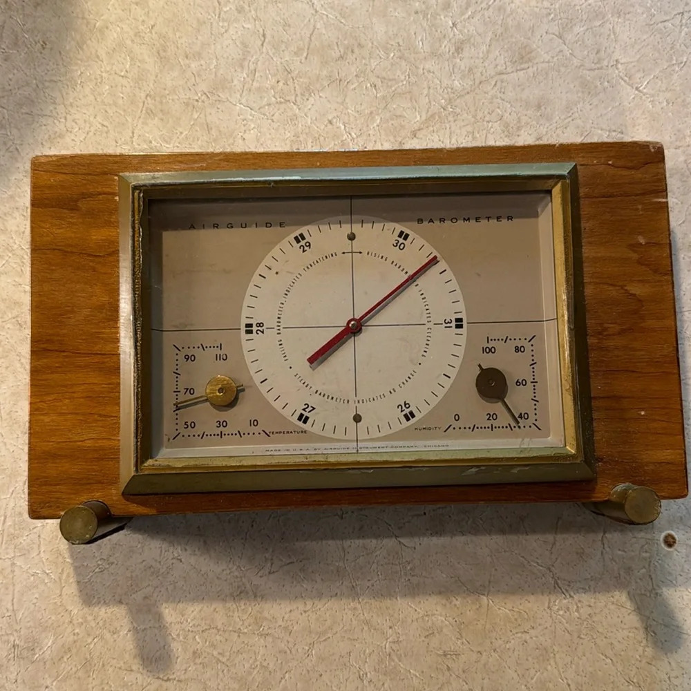 Mid-century table top barometer. Made in USA by air guide instrument company.